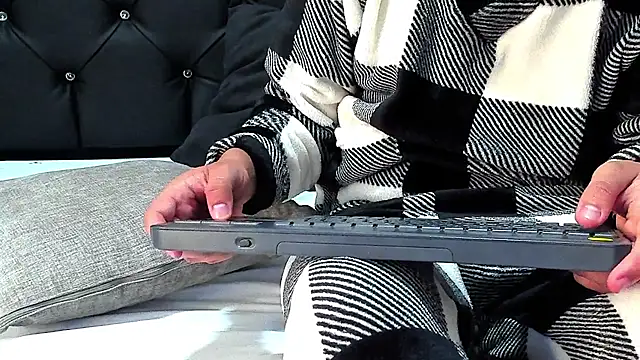 NathanBrookhs online show from December 2025 09:22:01 PM