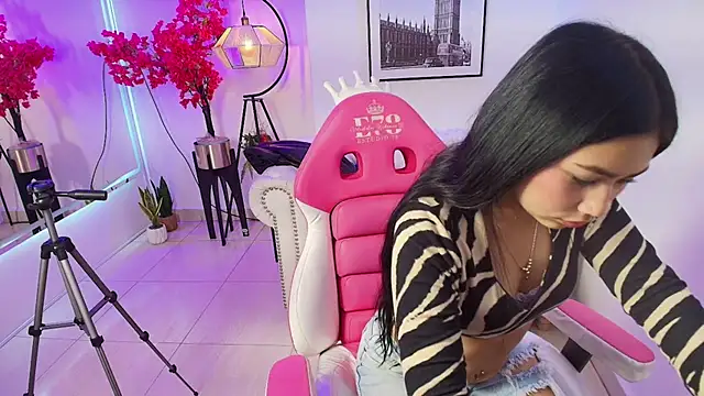 Carolina cherry online show from January 2026 11:48:02 AM