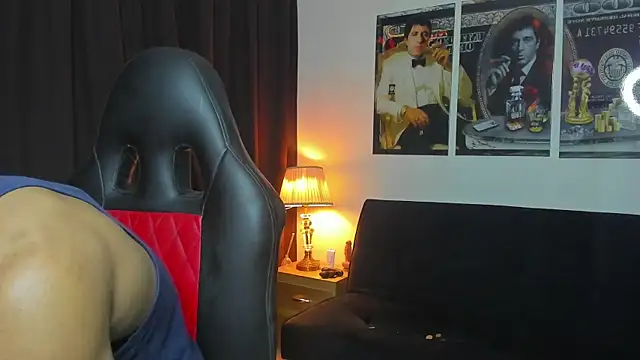 Snapshot of Dustyn_Michelle1 chatting on January 2026 12:14:02 AM Dustyn Michelle1 online show from January 2026 12:14:02 AM