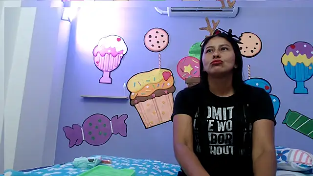 Snapshot of NOVAHOT98 chatting on December 2025 07:20:02 PM NOVAHOT98 online show from December 2025 07:20:02 PM