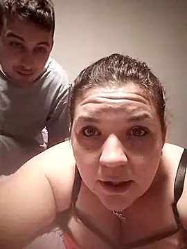 pschlueter07 online show from December 2025 12:27:02 AM