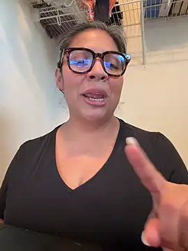 BettyWhispers online show from February 2026 07:54:01 PM