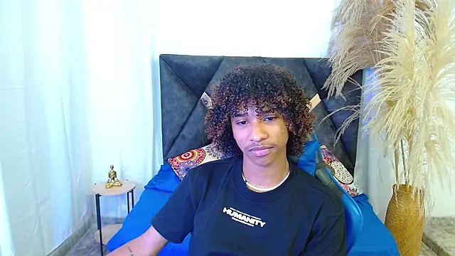 Snapshot of angelll18_ chatting on March 2026 08:35:02 PM angelll18 online show from March 2026 08:35:02 PM