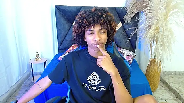 Snapshot of angelll18_ chatting on March 2026 08:45:02 PM angelll18 online show from March 2026 08:45:02 PM