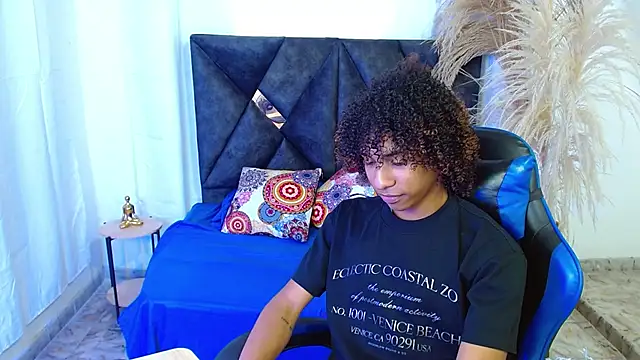 Snapshot of angelll18_ chatting on March 2026 08:58:02 PM angelll18 online show from March 2026 08:58:02 PM