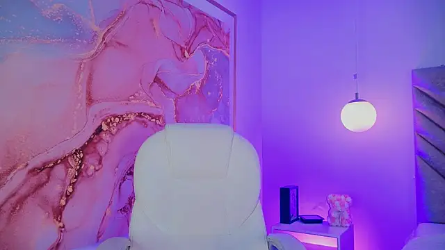 Milan Corleone online show from December 2025 11:29:01 AM