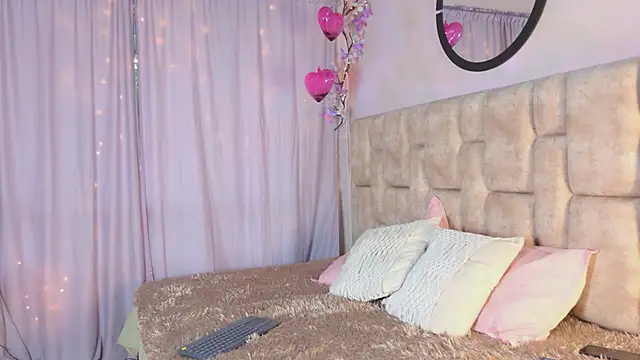 NanyMatrioska online show from May 2026 09:42:02 PM