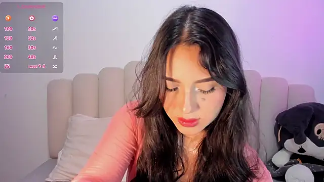 Snapshot of CataVelasco chatting on December 2025 09:38:01 AM CataVelasco online show from December 2025 09:38:01 AM