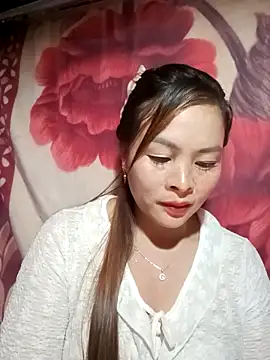 Mayly-s online show from December 2025 12:44:02 PM