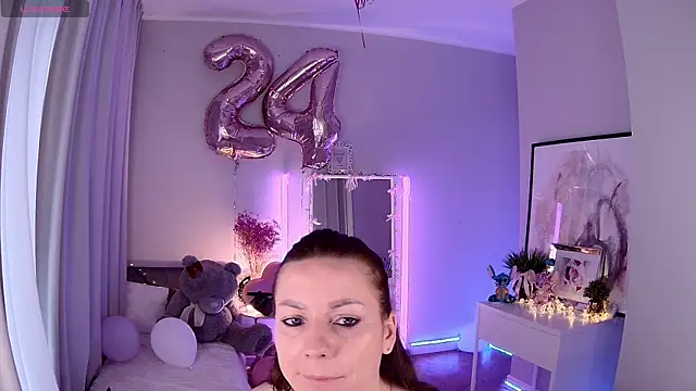 Ann Me online show from December 2025 07:14:02 AM