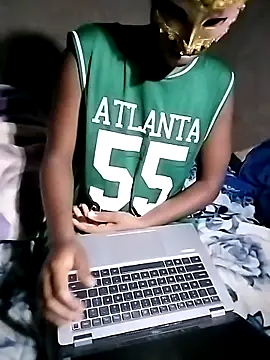 Snapshot of captainofgirl chatting on February 2026 11:09:01 PM captainofgirl online show from February 2026 11:09:01 PM