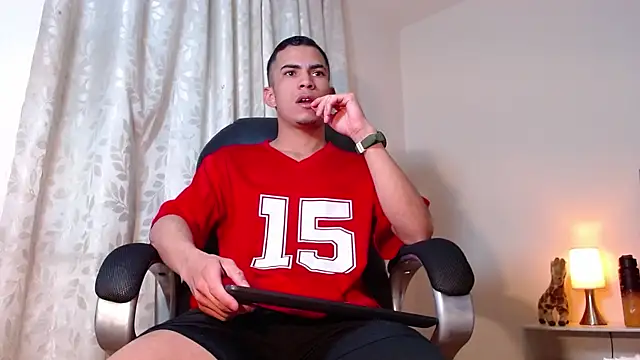 TOMBOYSEXX online show from May 2026 07:52:01 PM