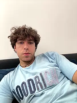 icyninesix online show from December 2025 08:09:02 AM