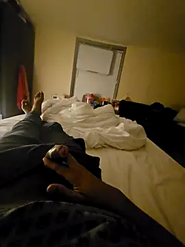 Snapshot of Gnax1 chatting on December 2025 04:46:02 PM Gnax1 online show from December 2025 04:46:02 PM