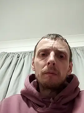 CrookedBunk3527 online show from January 2026 05:38:01 PM