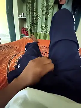 Snapshot of Alexbhuriya420 chatting on February 2026 12:14:01 PM Alexbhuriya420 online show from February 2026 12:14:01 PM