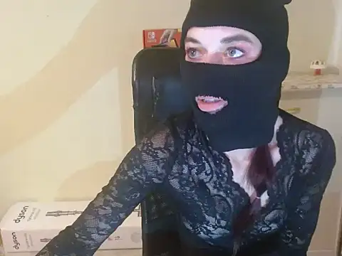 ntrlbdyy online show from December 2025 10:09:01 AM