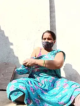 Snapshot of Shreya_pandit chatting on January 2026 08:41:01 AM Shreya pandit online show from January 2026 08:41:01 AM