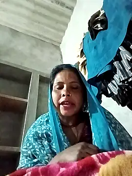 Snapshot of Shreya_pandit chatting on February 2026 07:40:01 PM Shreya pandit online show from February 2026 07:40:01 PM