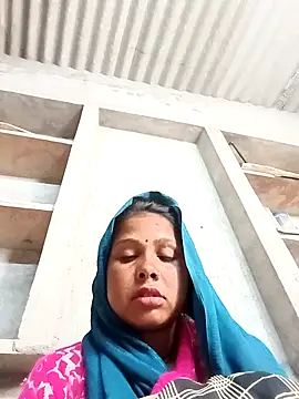 Snapshot of Shreya_pandit chatting on February 2026 02:37:02 AM Shreya pandit online show from February 2026 02:37:02 AM