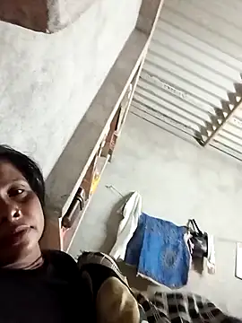 Snapshot of Shreya_pandit chatting on February 2026 12:27:02 AM Shreya pandit online show from February 2026 12:27:02 AM