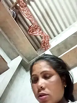 Snapshot of Shreya_pandit chatting on February 2026 12:33:02 PM Shreya pandit online show from February 2026 12:33:02 PM