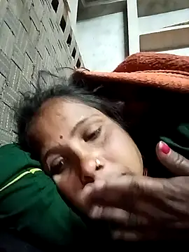 Snapshot of Shreya_pandit chatting on February 2026 11:34:02 PM Shreya pandit online show from February 2026 11:34:02 PM