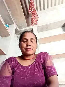 Snapshot of Shreya_pandit chatting on February 2026 07:38:02 AM Shreya pandit online show from February 2026 07:38:02 AM