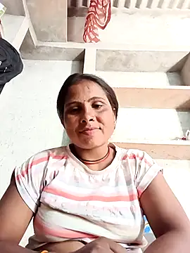 Snapshot of Shreya_pandit chatting on February 2026 07:50:01 AM Shreya pandit online show from February 2026 07:50:01 AM