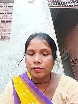 Shreya pandit online show from April 2026 12:39:01 PM