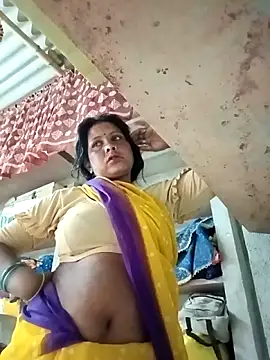 Shreya pandit online show from April 2026 12:45:02 AM