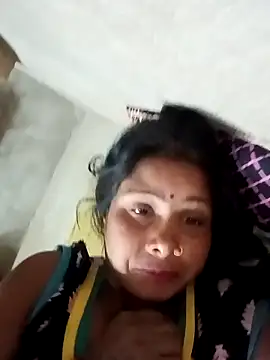 Shreya pandit online show from May 2026 12:27:02 AM