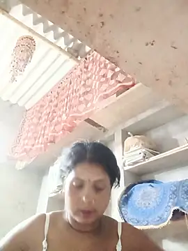 Shreya pandit online show from May 2026 12:17:02 AM