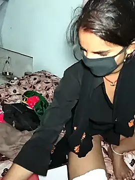 Snapshot of Pooja_Love143 chatting on February 2026 02:50:02 PM Pooja Love143 online show from February 2026 02:50:02 PM