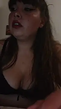 Snapshot of Florazaira2 chatting on December 2025 08:15:02 PM Florazaira2 online show from December 2025 08:15:02 PM