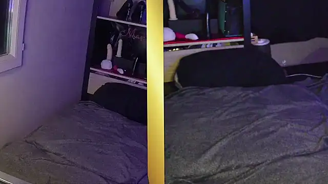 Snapshot of AD_X_ chatting on February 2026 01:58:01 PM AD X online show from February 2026 01:58:01 PM