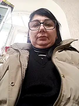 Snapshot of MariSwan222 chatting on January 2026 07:44:01 AM MariSwan222 online show from January 2026 07:44:01 AM