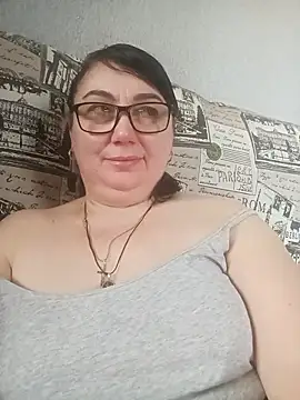 Snapshot of MariSwan222 chatting on January 2026 11:03:01 AM MariSwan222 online show from January 2026 11:03:01 AM