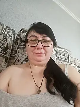 Snapshot of MariSwan222 chatting on February 2026 09:35:02 AM MariSwan222 online show from February 2026 09:35:02 AM