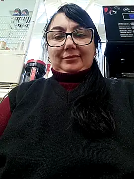 Snapshot of MariSwan222 chatting on February 2026 10:55:01 AM MariSwan222 online show from February 2026 10:55:01 AM