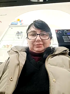 Snapshot of MariSwan222 chatting on February 2026 09:29:02 AM MariSwan222 online show from February 2026 09:29:02 AM