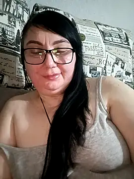 MariSwan222 online show from March 2026 09:41:01 PM