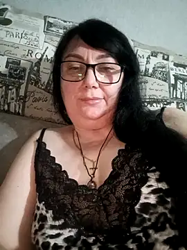 MariSwan222 online show from May 2026 07:11:01 PM