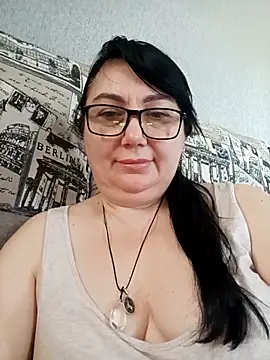 MariSwan222 online show from May 2026 08:44:02 AM