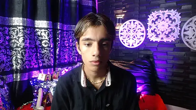 ABRAHAN XO online show from February 2026 11:35:02 AM