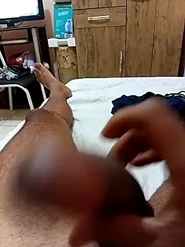 Snapshot of ElicitedMotive chatting on February 2026 02:37:02 AM ElicitedMotive online show from February 2026 02:37:02 AM