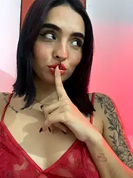 Snapshot of AngelWarm chatting on December 2025 03:44:02 AM AngelWarm online show from December 2025 03:44:02 AM