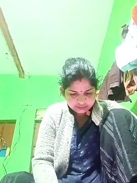 Snapshot of Simakchi_bhabi chatting on December 2025 06:14:02 PM Simakchi bhabi online show from December 2025 06:14:02 PM