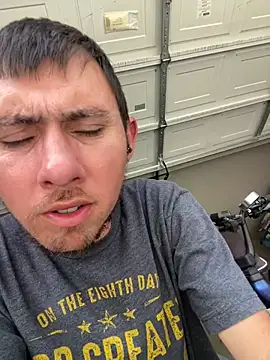 Snapshot of Ihaveabigdick2024 chatting on March 2026 10:26:01 PM Ihaveabigdick2024 online show from March 2026 10:26:01 PM