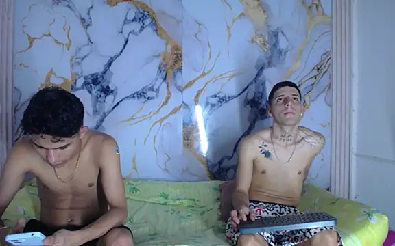 Damian and theo online show from February 2026 07:10:02 PM